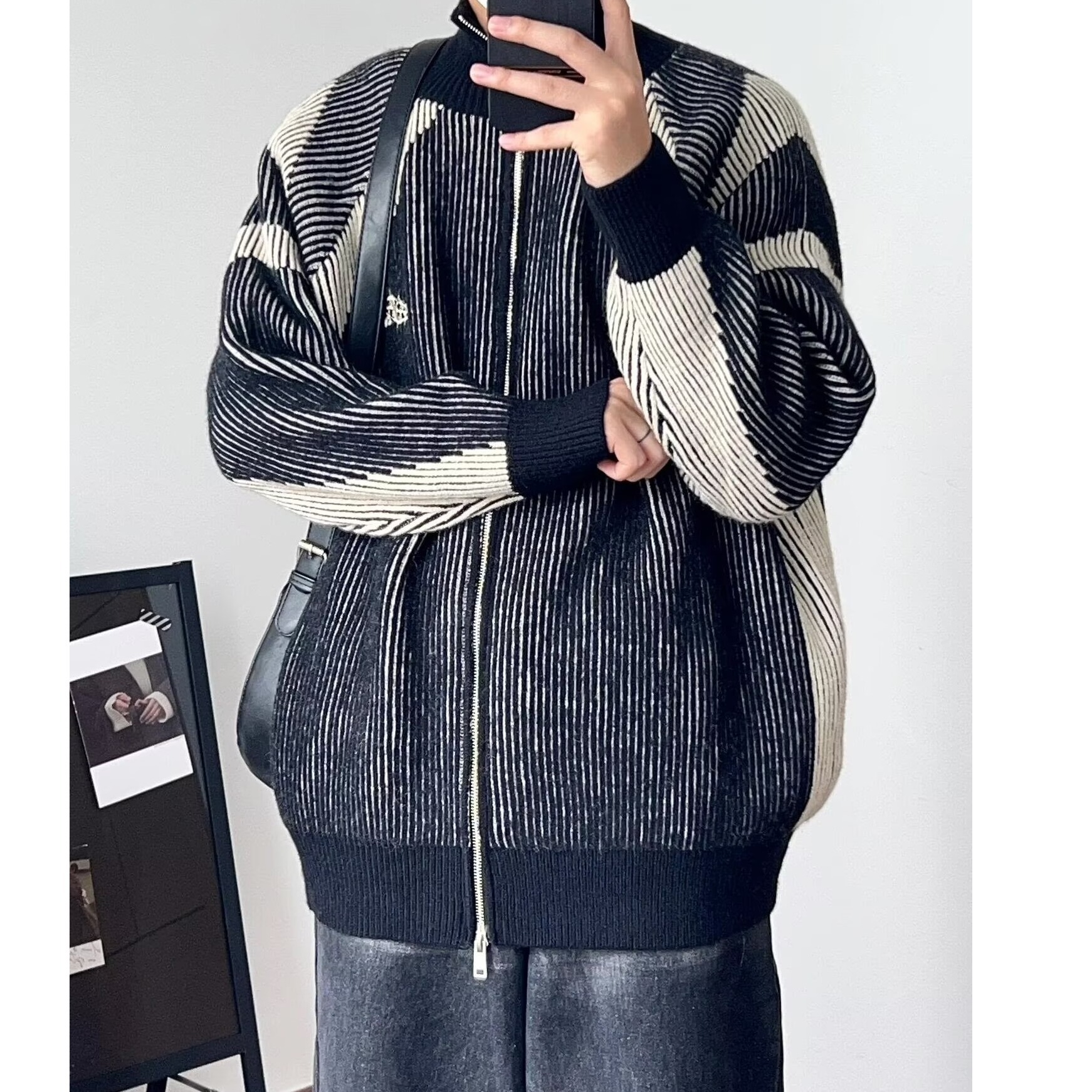 American retro niche design men's autumn loose striped turtleneck sweater with a relaxed and sophisticated style