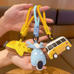 クリエイティブレザーキーホルダー交通ペンダント交通漫画航空機バスレザーバッグペンダント小さなギフト