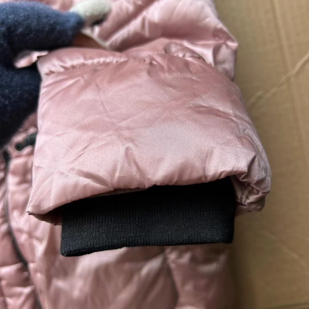 Ropa acolchada de algodón para niños ropa de marca europea y americana ropa acolchada de algodón con capucha para niñas nueva ropa acolchada de algodón barata al por mayor