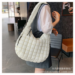 �羳���l�����ް�녶���r�Іμ�������Ӱ���������q��Ҹ��Ů��