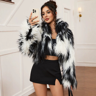 N0202�羳�W��Ů�b��Ƥ�ݱ�ůë�q���׭h��Ƥ�ݞ���ë��ɫ����