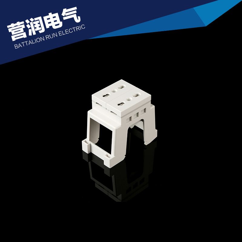 厂家直供 意式导轨式插座 意式模数化插座 C45意式卡机柜插座