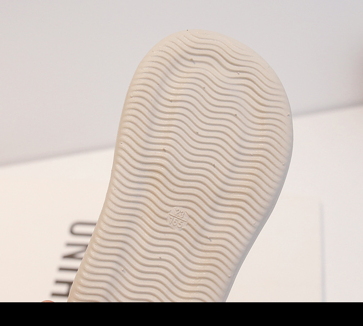 Versione coreana di sandali spessi casual, scarpe da bambino con suola morbida da spiaggia per ragazzi e ragazze, scarpe per bambini estive 2023_voghion.com