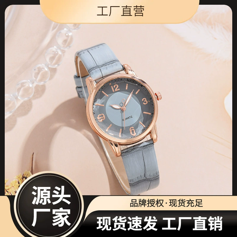 Трансграничный сплав двухцветные цифровые кварцевые женские часы креативные ремни часы студентки часы производитель оптом