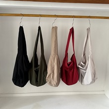 �������ذ�Ů�μ�б����Ӱ������������玧���s�͹����e����Ů��