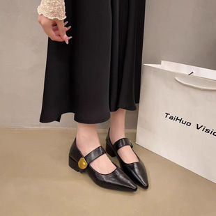 ������͸�Ь��Ů2025���＾�¿���ȹ����ɫ���^��ʽ����ŮЬ��Ь