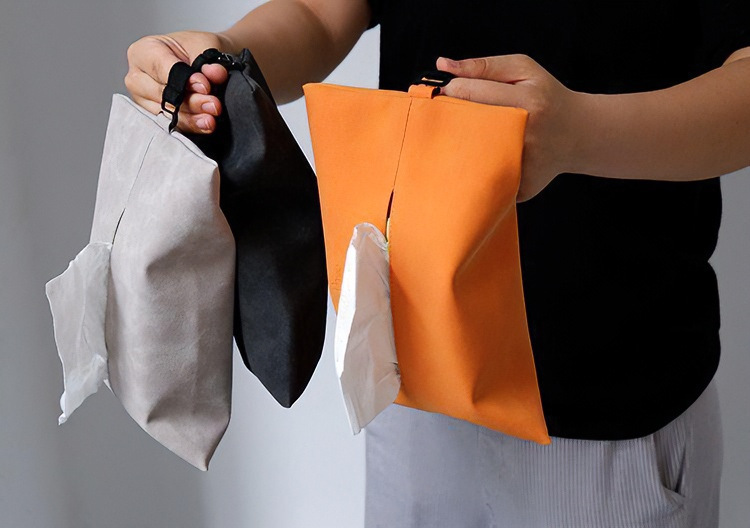 Cross-border bestseller Nappa leather car tissue box with strap, suitable for car seats/armrests/sun visors