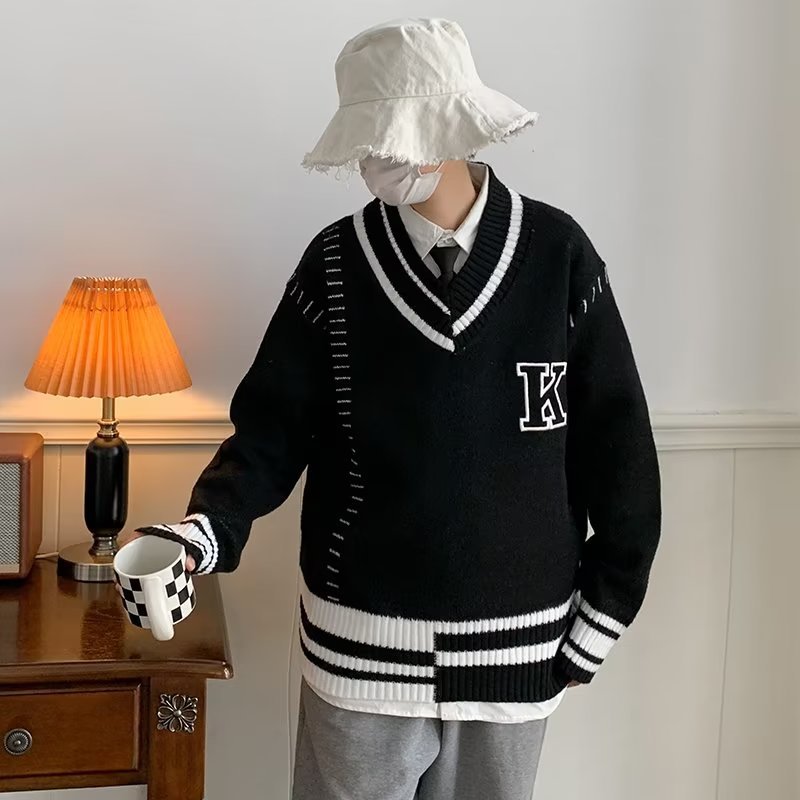 Sweater Image 7