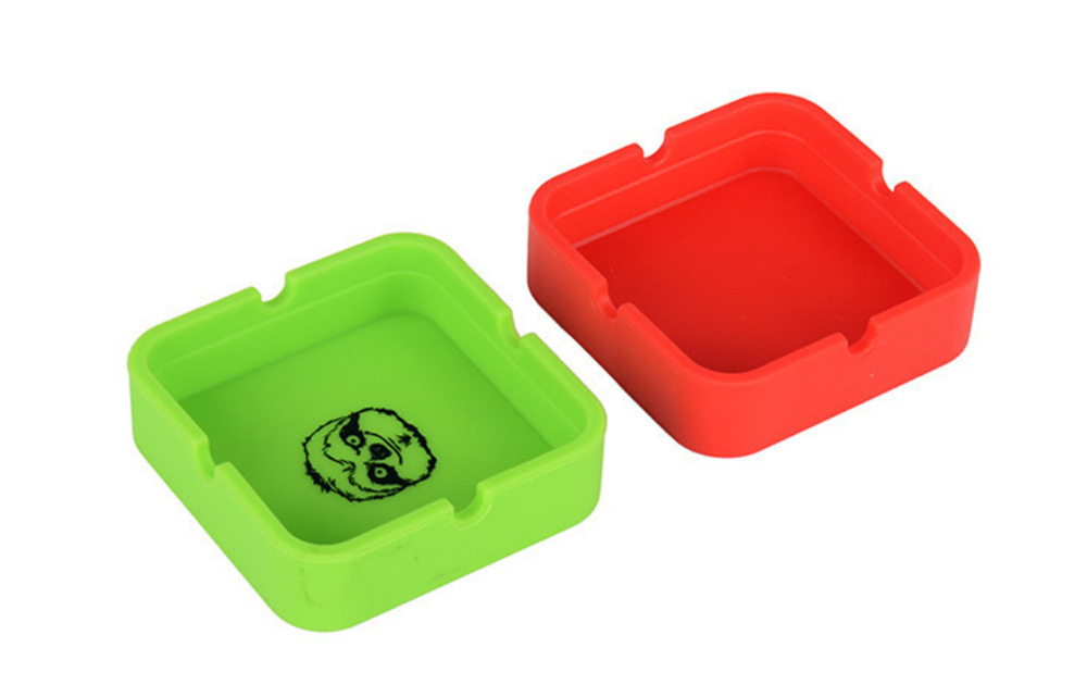 Square Ashtray (113).jpg