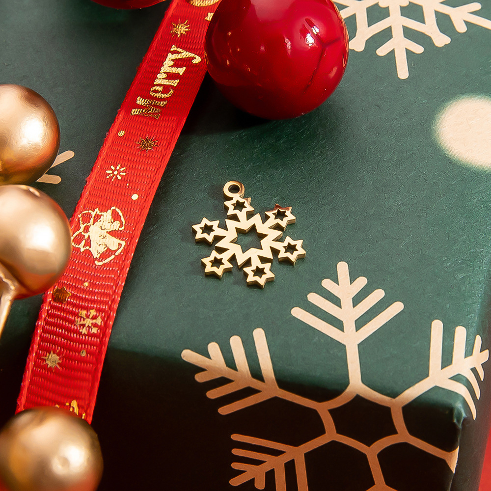 Wholesale Jewelry Cute Santa Claus Christmas Socks 304 Stainless Steel display picture 6