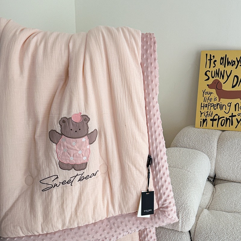 クラスaのしわの糸の縁の刺繍の豆は子供の漫画のキルティングのエアコンの布団のシングルの2人の春秋の布団の芯になります。|undefined