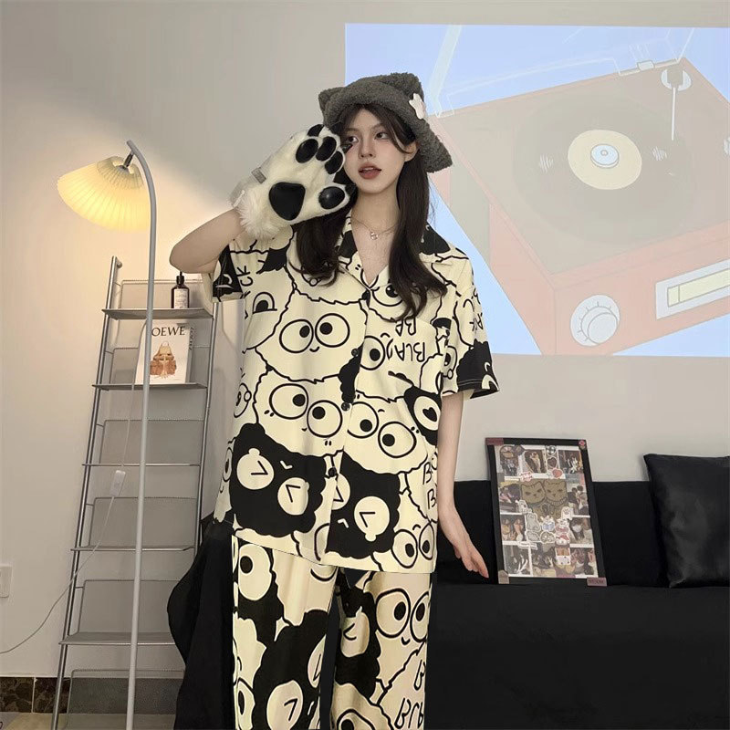 D.M-117 Short-long cartoon coal ball cardigan