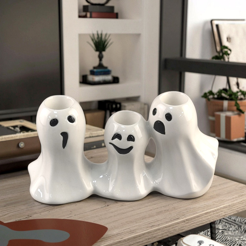 Creatividad de Halloween extraña vacaciones tres fantasmas de cerámica mesa de regalo de vacaciones fantasmas de cerámica artesanía