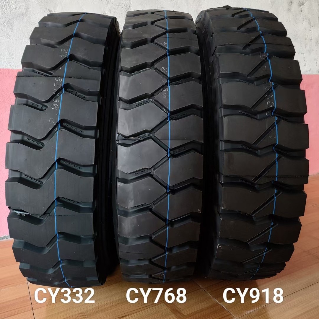 1100R20 1200R20重载货车卡车子午钢丝胎矿山渣土车轮胎10.00-20