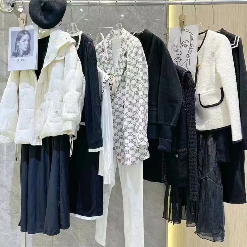 恩瑞妮24冬装新款品牌撤柜时尚优雅羽绒服连衣裙品牌折扣一手货源