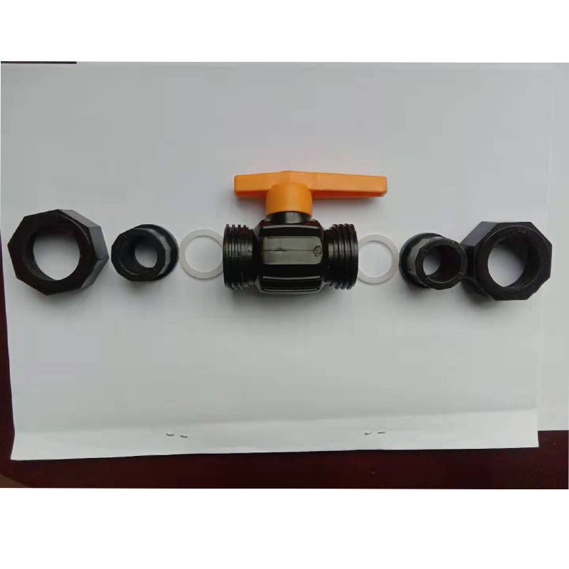 Fuente de la fábrica PE DOBLE JUNTA suelta válvula de bola de plástico completo núcleo de plástico DOBLE JUNTA suelta Válvula de bola 4 puntos 6 puntos 1 pulgada interruptor de válvula