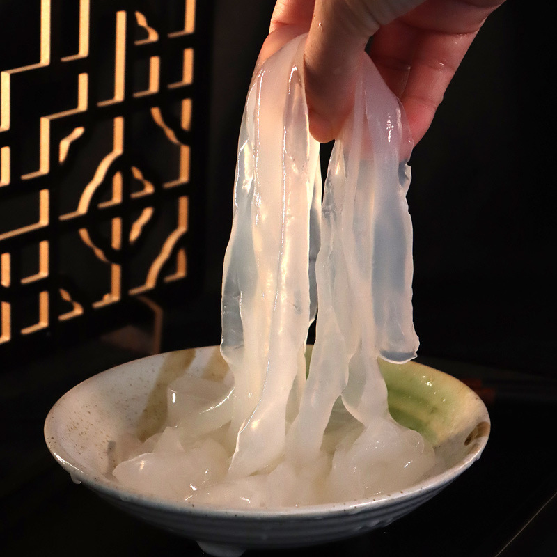 Northeastern style cold rice noodles, cold rice noodles, fresh wet instant crystal potato powder wholesale