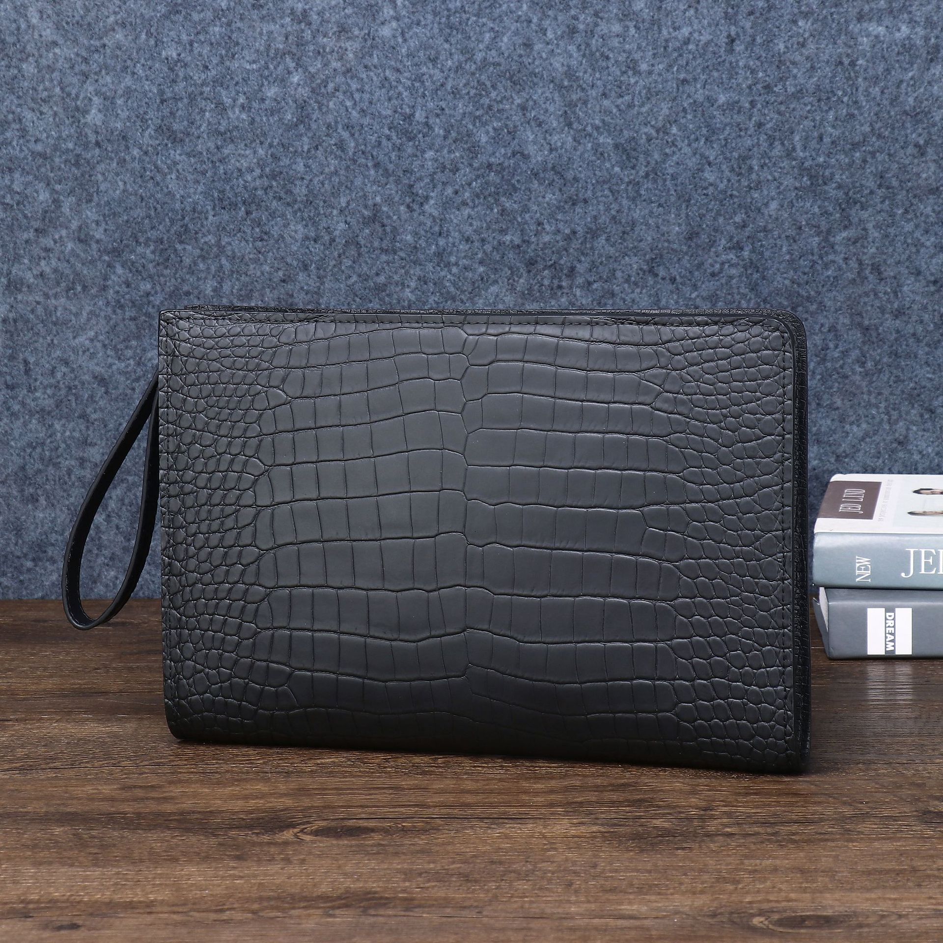 Túi clutch nam da vân cá sấu mờ nhiều ngăn thẻ dung tích lớn chi tiết 1