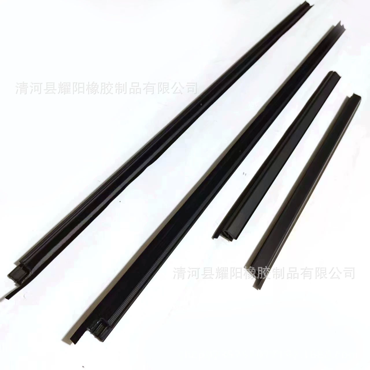 80821-01G00 80820-01G00 Заводская поставка Наружная полоса дверного стекла