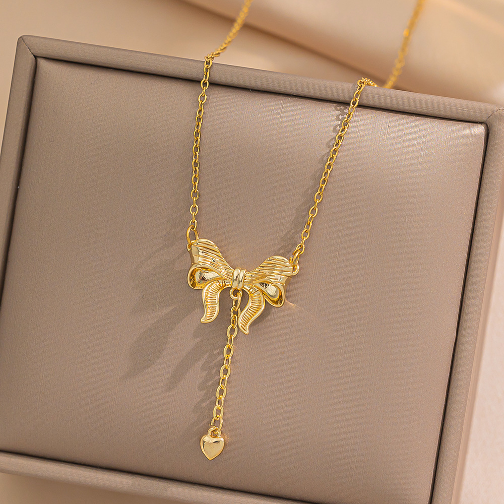 Titanium Steel Material Bow, Tassel, Heart Necklace, Car Flower Craftsmanship, Sparkling Collarbone Chain, Fugitive Princess Temperament, Versatile_voghion.com