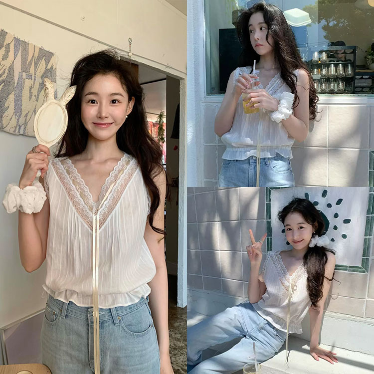 Fan Sun·Xh Korean-Style Lace V-Neck Tie Sleeveless Shirt Dongdaemun New Summer Sweet Slimming Vest for Women Fan Sun·Xh Korean-Style Lace V-Neck Tie Sleeveless Shirt Dongdaemun New Summer Sweet Slimming Vest for Women