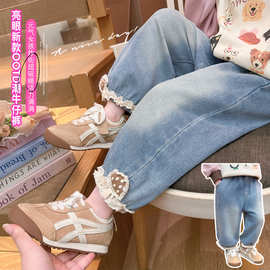 女童洋气牛仔裤春季2026新款儿童花边休闲长裤韩范宝宝春秋束脚裤