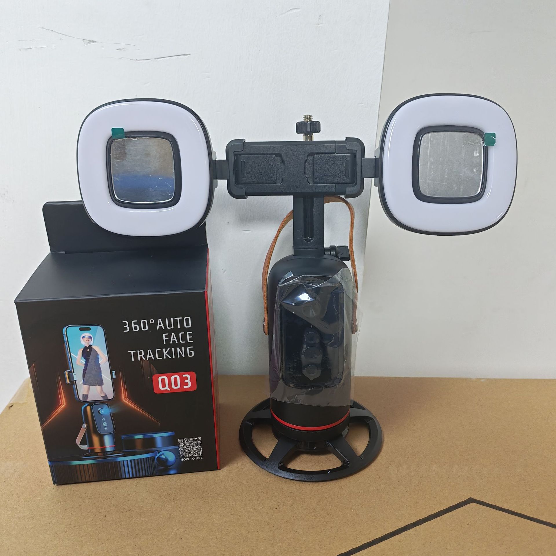 Estabilizador Gimbal con Seguimiento AI Q03 360 Grados de ABS con Control Remoto para Transmisión en Vivo image 11