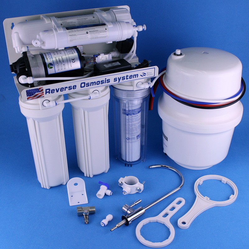 Transfronteriza dedicada al comercio exterior 3 + 2 fabricantes de purificadores de agua metal desnudo 100G máquina de auto-osmosis inversa purificador de agua doméstico