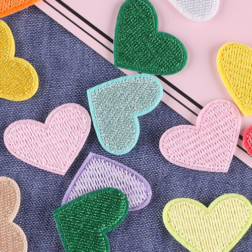Love embroidered label embroidered cloth patch clothing accessories shoes, hats, bags and accessories accessories patch patch self-adhesive cloth patch