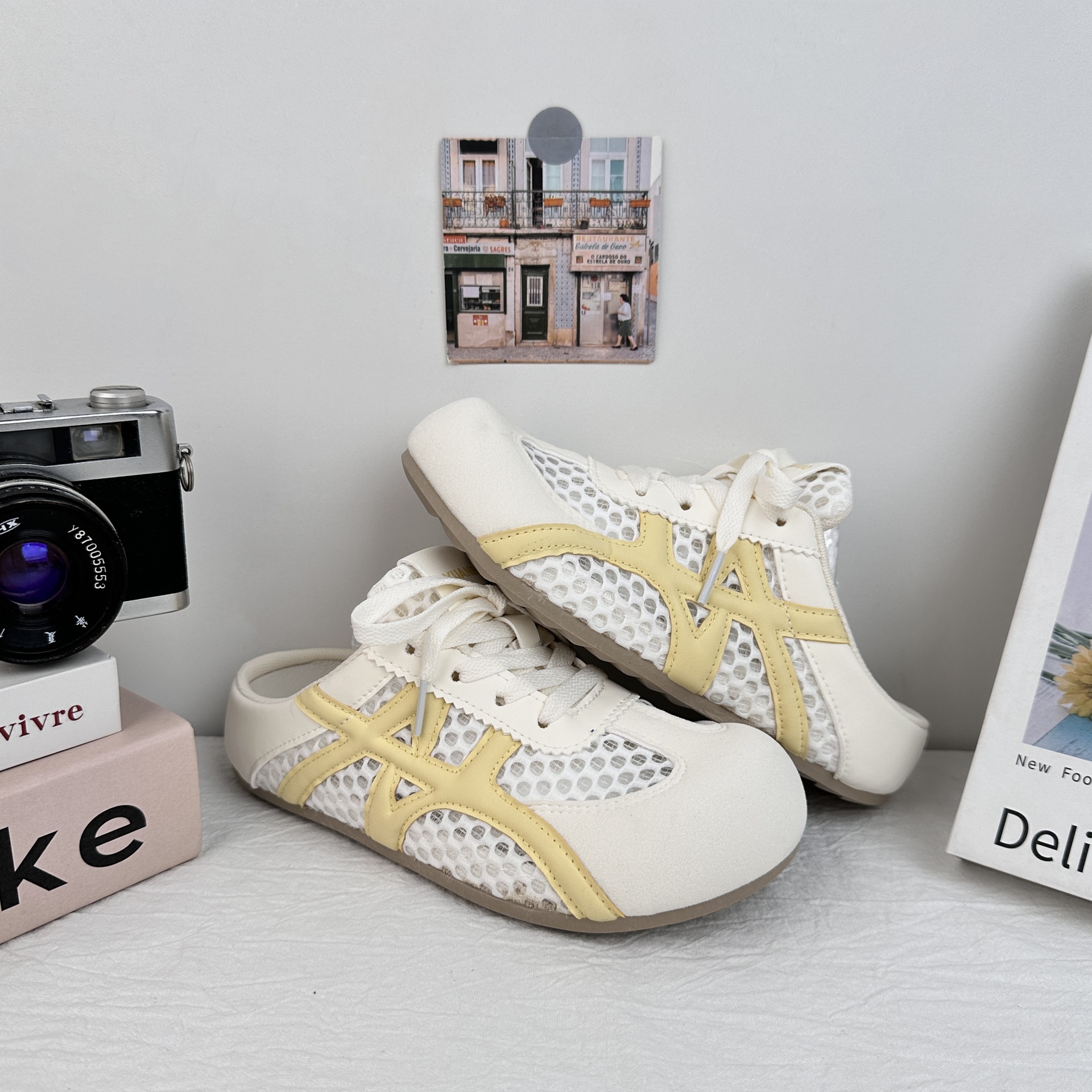 Far Bo Bo Ken zapatos para mujeres 2025 nuevas zapatillas de verano zapatos blancos zapatos de skate mitad zapatos de mujer