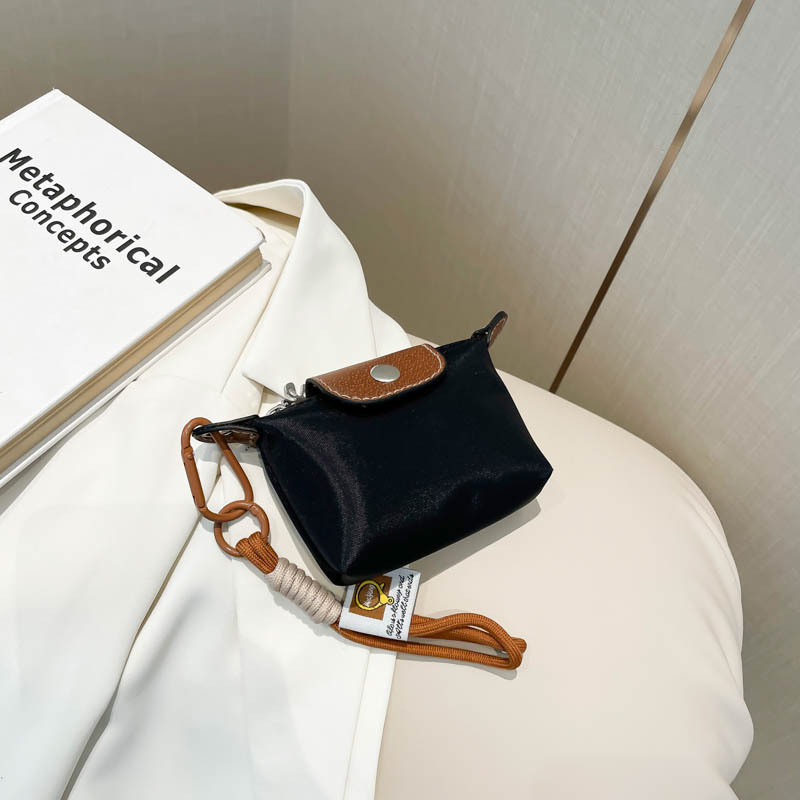Transfronterizo 2025 verano nuevo bolso pequeño hermoso y exquisito bolso de mujer casual estilo exterior color alto sentido
