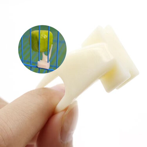 Fruit Fork Plastic Parrot Supplies Bird Cage Accessories Fork Feeding Common Parrot Bulbul Universal Bird Food Fork