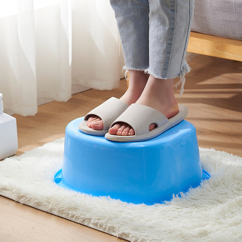 Thickened massage foot bath bucket, plastic SPA foot bath, foot massage, apple-shaped foot bath, foot bath bucket, foot bath