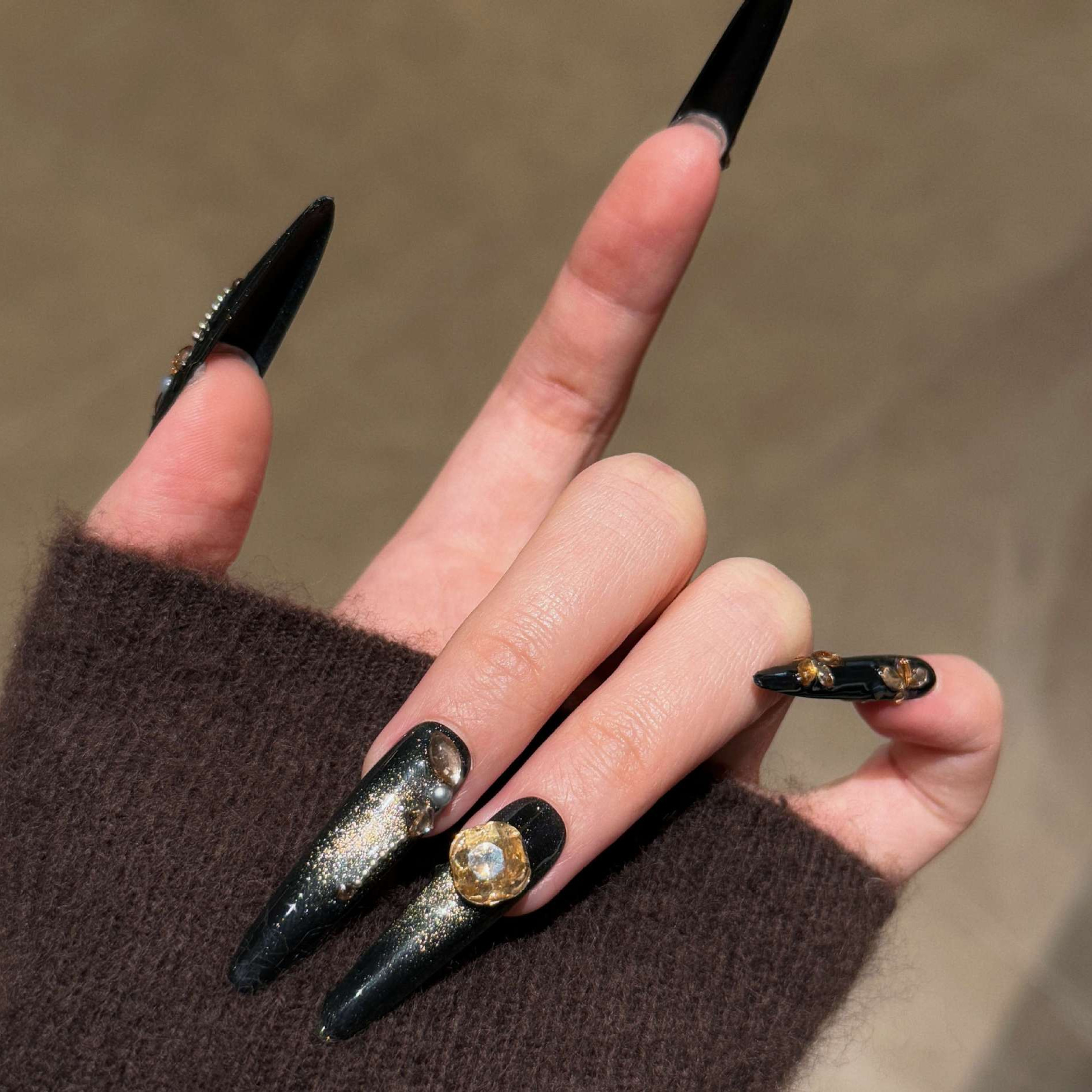 Ojos de gato negros para usar uñas hechas a mano parches de uñas para perros largos y delgados 4.0 parches de uñas falsas se pueden quitar