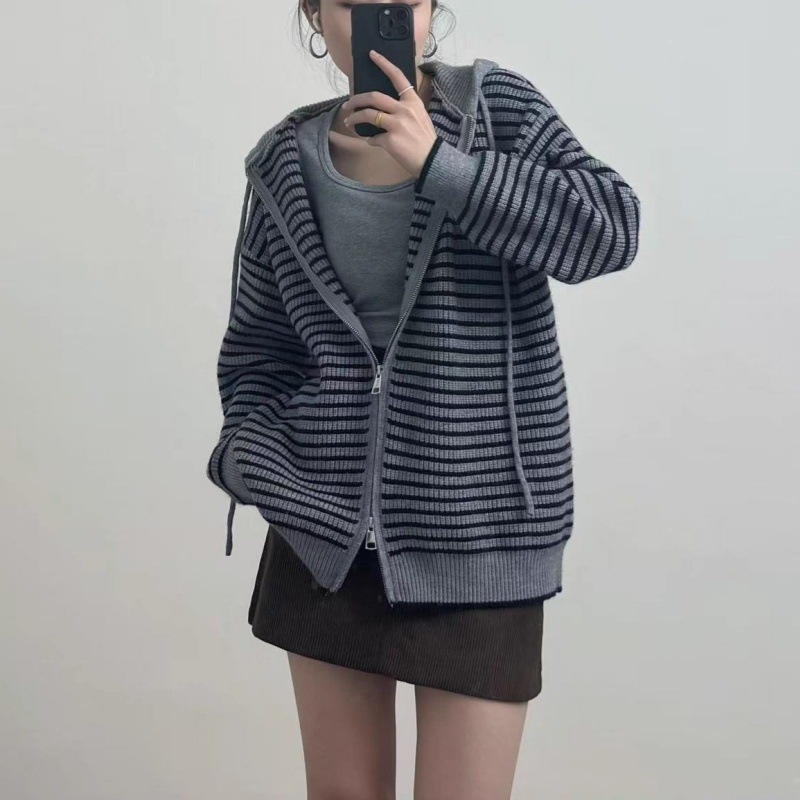 秋冬新款上衣撞色条纹针织开衫女韩版宽松毛衣设计感女装帽衫外套|undefined