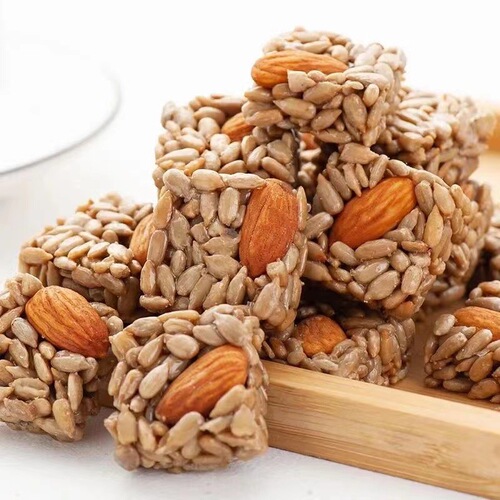 Almond and Papaya Seed Kernel Nut Crisp 500g Cookies Sunflower Seeds and Xylitol Small Packaging Almond and Papaya Seed Crispy