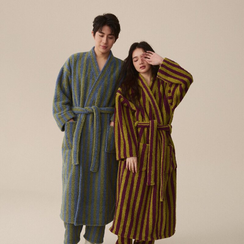in stock Autumn and Winter Women's Pajamas Half-side Velvet New Long Thick Nightgown Coral Velvet suit Spring and Autumn Morning Bathrobe in stock Autumn and Winter Women's Pajamas Half-side Velvet New Long Thick Nightgown Coral Velvet suit Spring and Autumn Morning Bathrobe