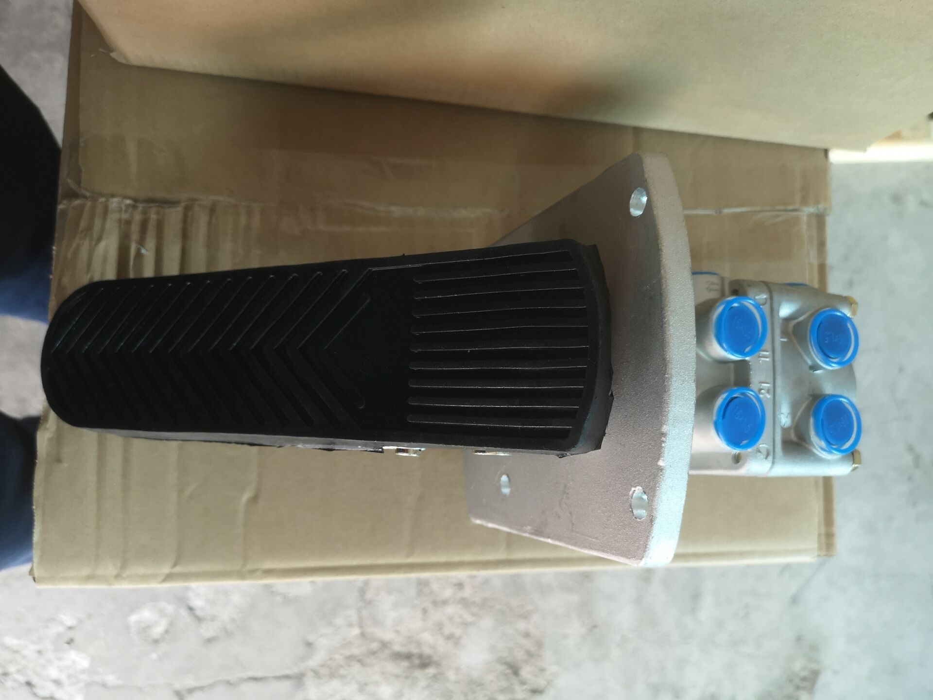 Cilindro Maestro de freno 4613170000