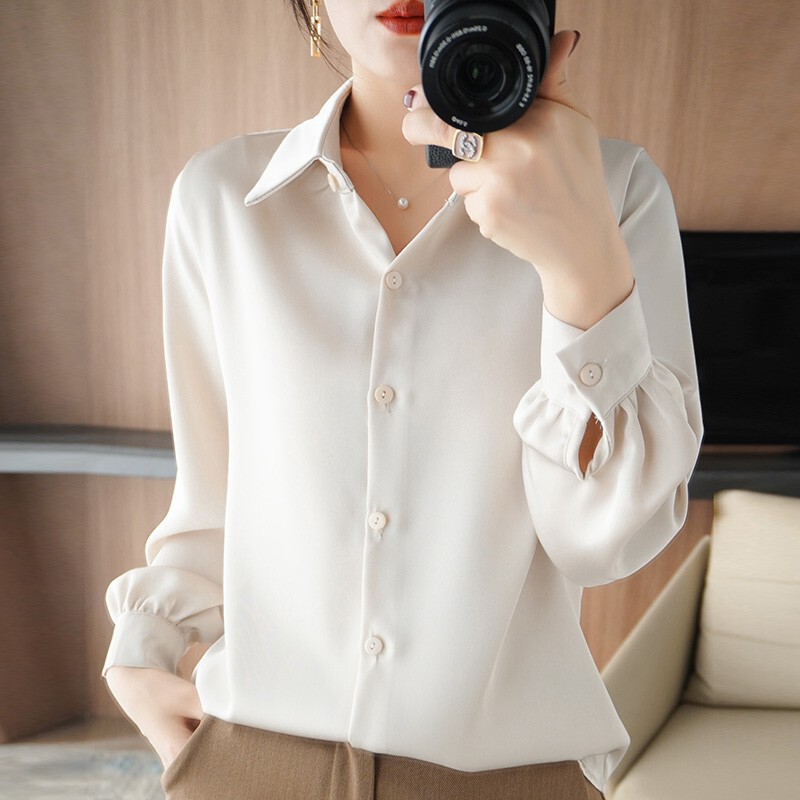 Spring New Women's Silk Satin Shirt Elegant Long-Sleeved Polo Collar Professional Wear Versatile Base Shirt Spring New Women's Silk Satin Shirt Elegant Long-Sleeved Polo Collar Professional Wear Versatile Base Shirt