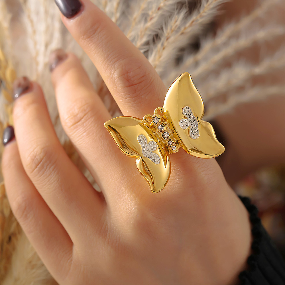 Creative Personality Exaggerated Butterfly Inlaid Diamond Ring Stainless Steel PVD Vacuum High-end Design Jewelry_voghion.com
