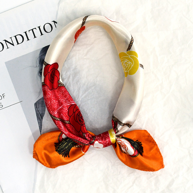 50 Satin Chain Pañuelo cuadrado estampado Color Sense de alta gama Moda de todo fósforo azafata profesional Servicio al cliente Bufanda de decoración Bufanda de seda