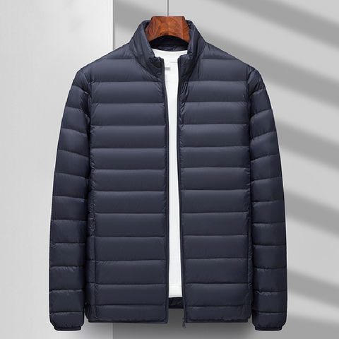 2023 invierno de los hombres de la pluma ligera Chaqueta de algodón acolchado corto Delgado casual stand collar encapuchado Chaqueta de algodón acolchado cálido chaqueta acolchada de algodón