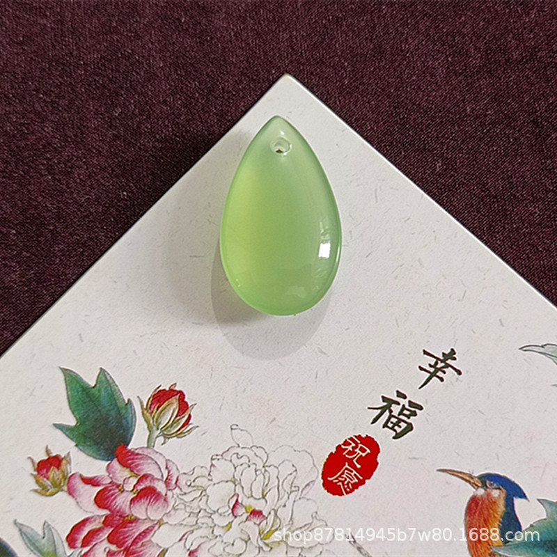 그린 칼세도니 물방울 누드 펜던트 (약 31*18mm)