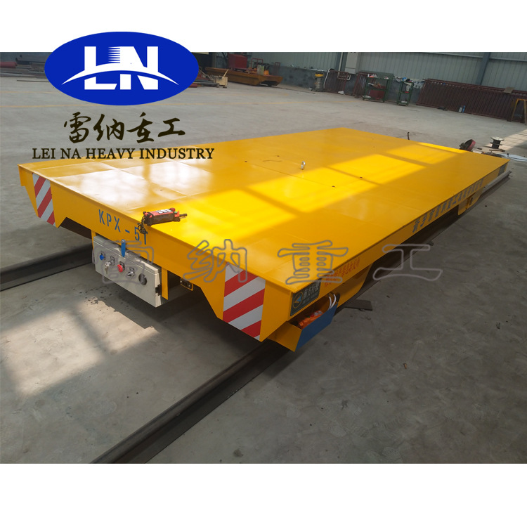 工厂订做物料搬运车 车间蓄电池轨道电动平板车 地爬车