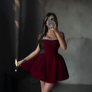 ��ʽС���L�¿��ع������������B��ȹŮ���ļ����|����������ȹ