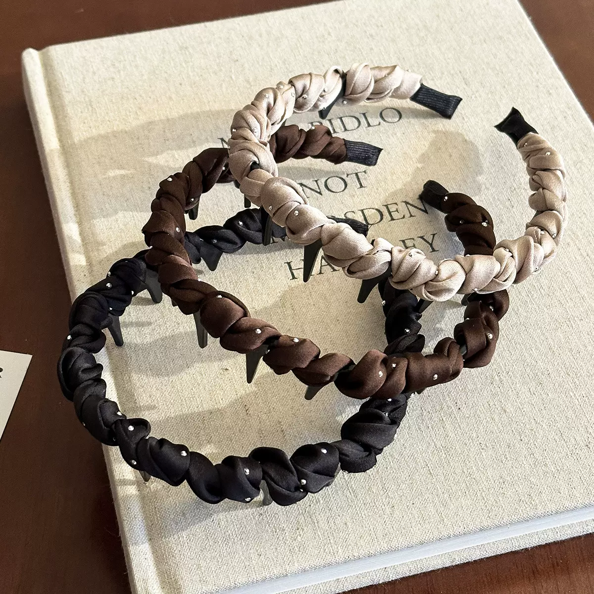 韩系满天星缠绕齿梳发箍女简约百搭日常通勤高颅顶碎发整理头箍新