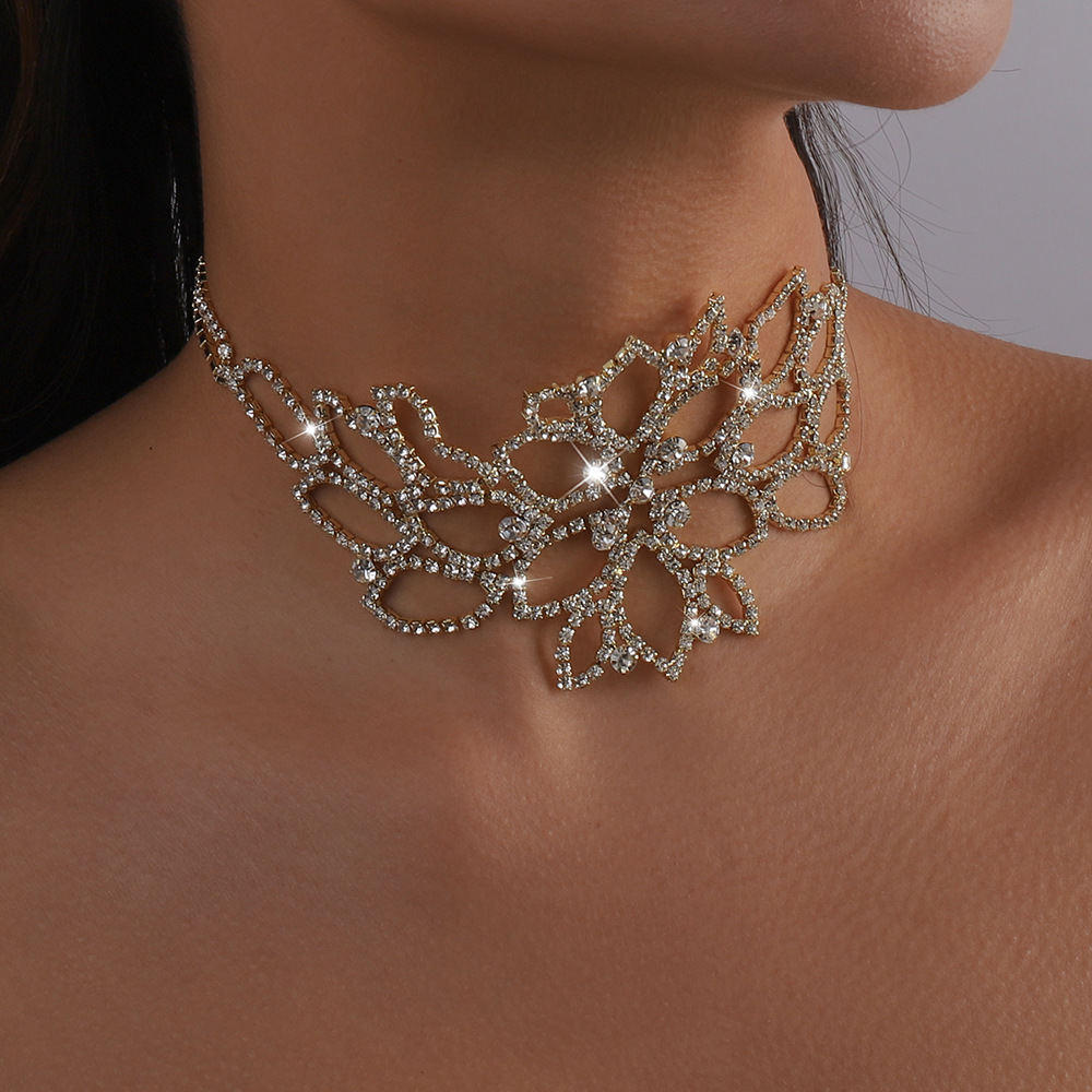 fashion hollow flower rhinestone necklace arm ring