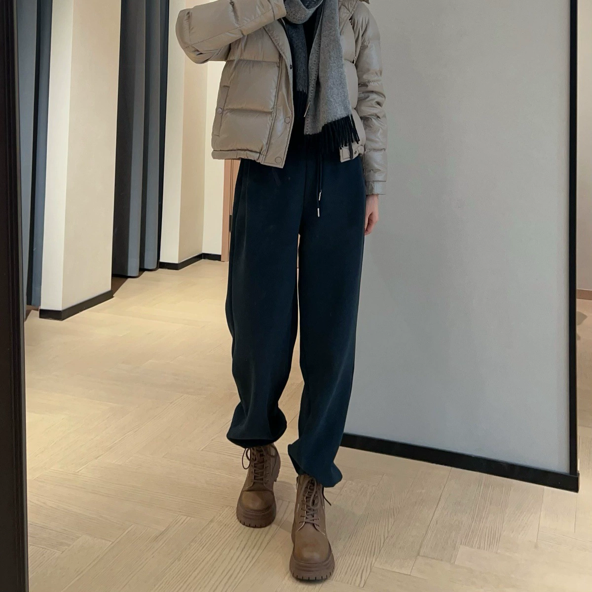 Winter warm trousers with down for leisure