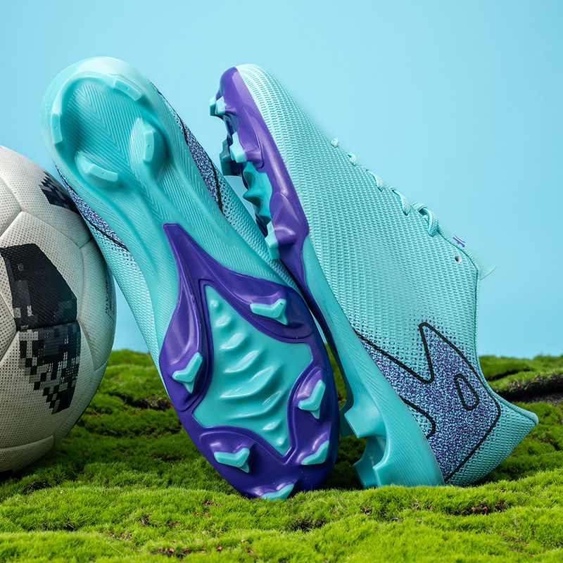 Nuevos zapatos de fútbol transfronterizos bajos, zapatos de entrenamiento de clavos para hombres y mujeres, zapatos de fútbol juvenil antideslizantes y transpirables ligeros