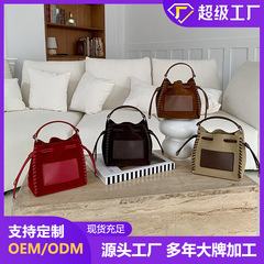 磨砂牛皮红色褶皱包女单肩斜跨水桶包抽绳菜篮子手提托特包斜跨包